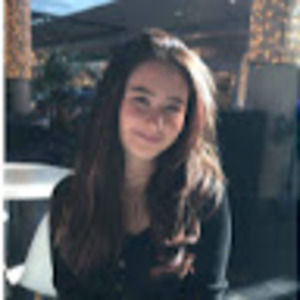 Meet your Posher, Aya